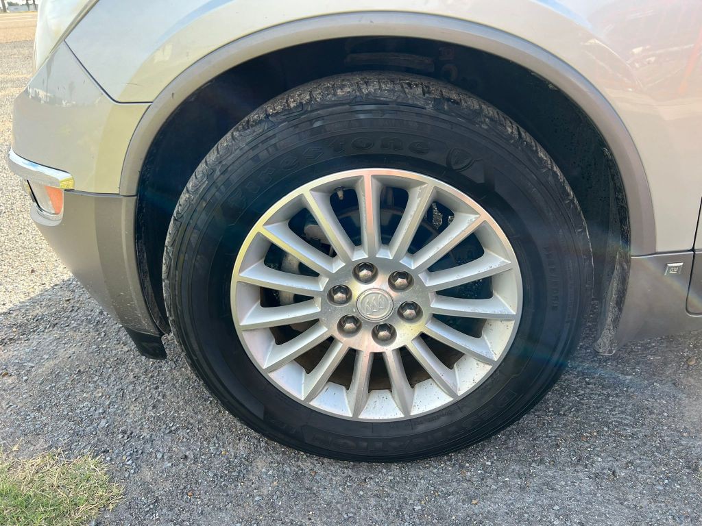 2010 Buick Enclave Image 9