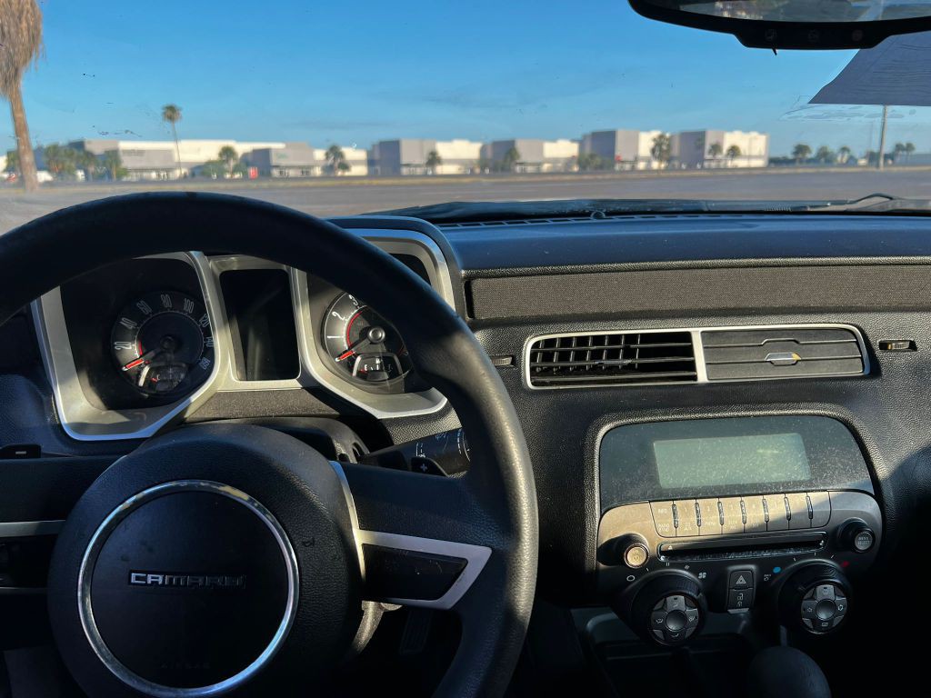 2011 Chevrolet Camaro Image 6