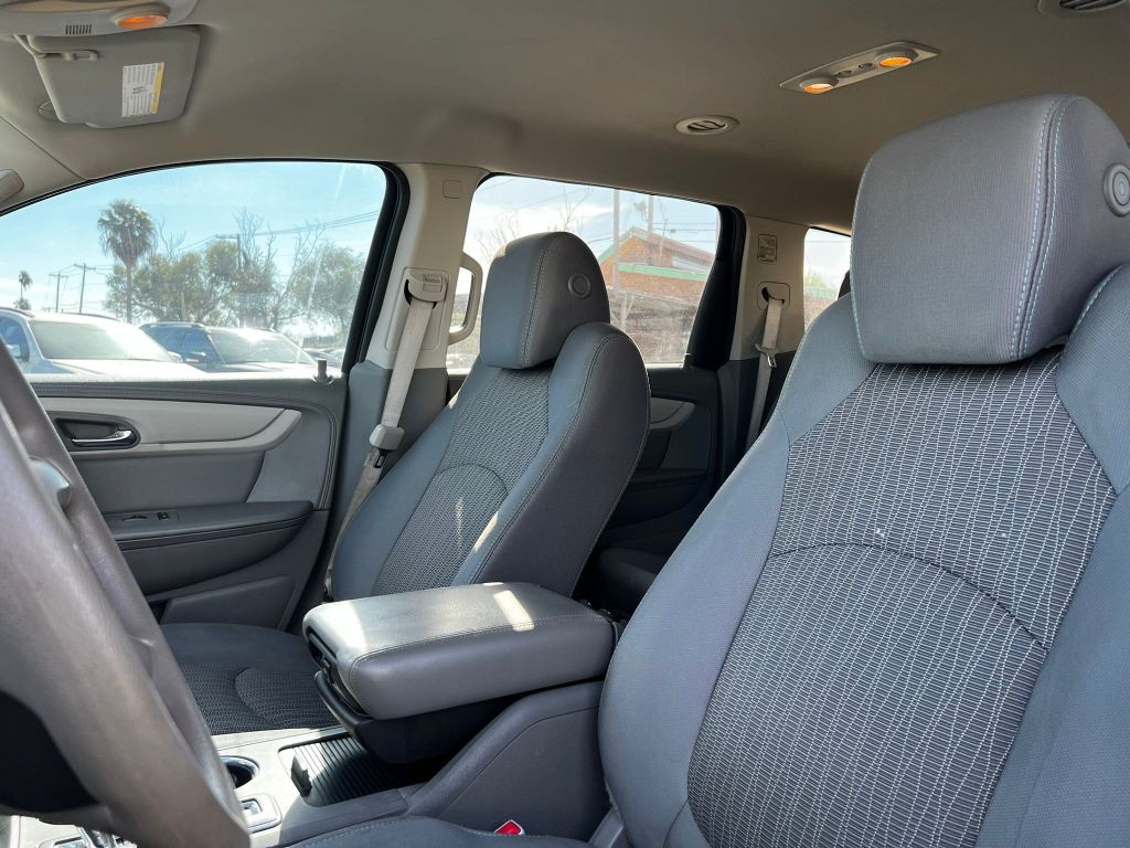 2015 Chevrolet Traverse Image 7