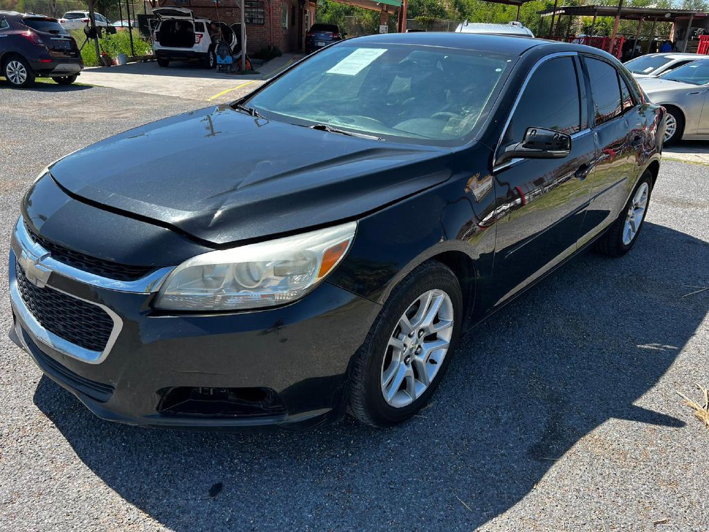 2015 Chevrolet Malibu Image 3
