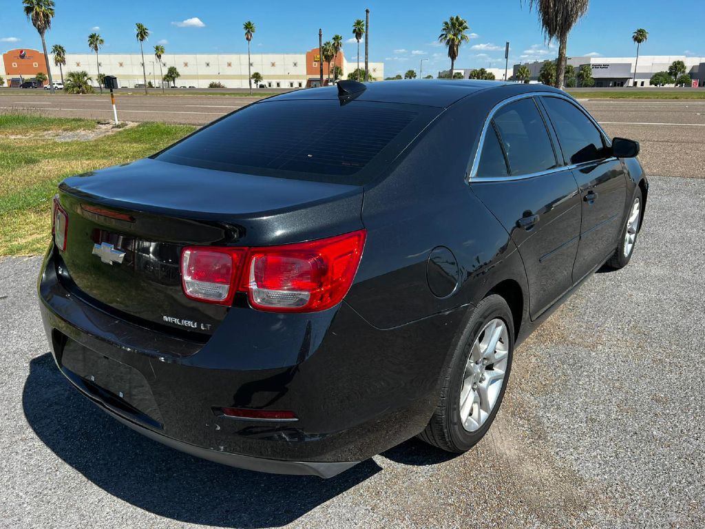2015 Chevrolet Malibu Image 5
