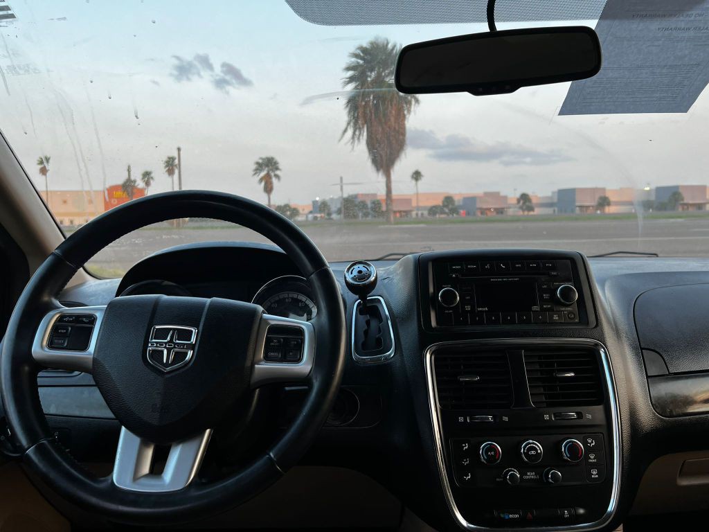 2014 Dodge Grand Caravan Image 6