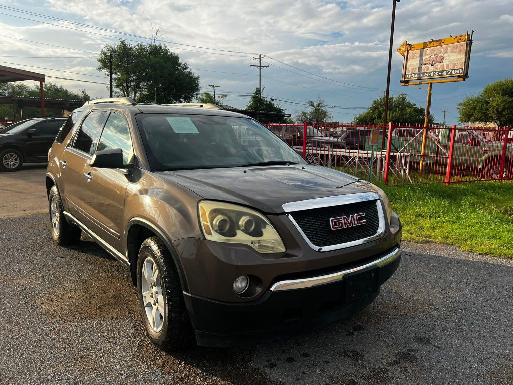2012 GMC Acadia Image 2