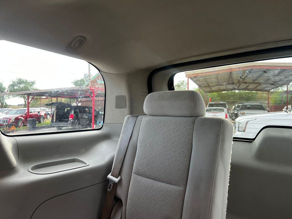 2007 GMC Yukon Image 9