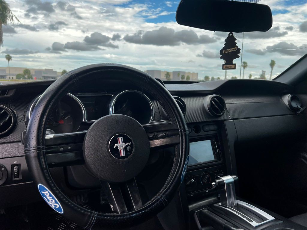 2008 Ford Mustang Image 6