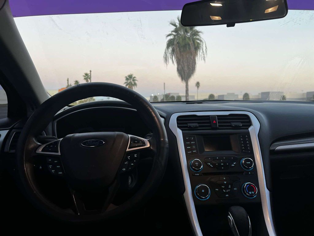 2016 Ford Fusion Image 6