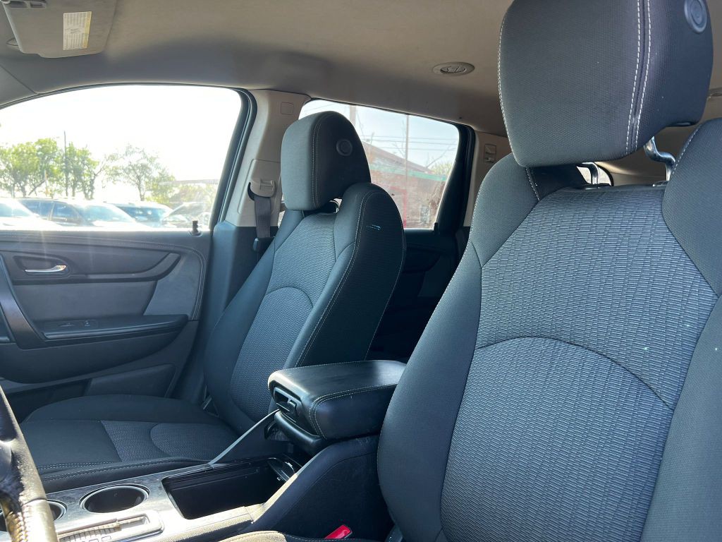 2015 Chevrolet Traverse Image 7