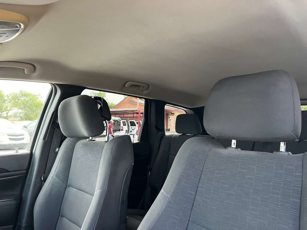 2011 Jeep Grand Cherokee Image 8