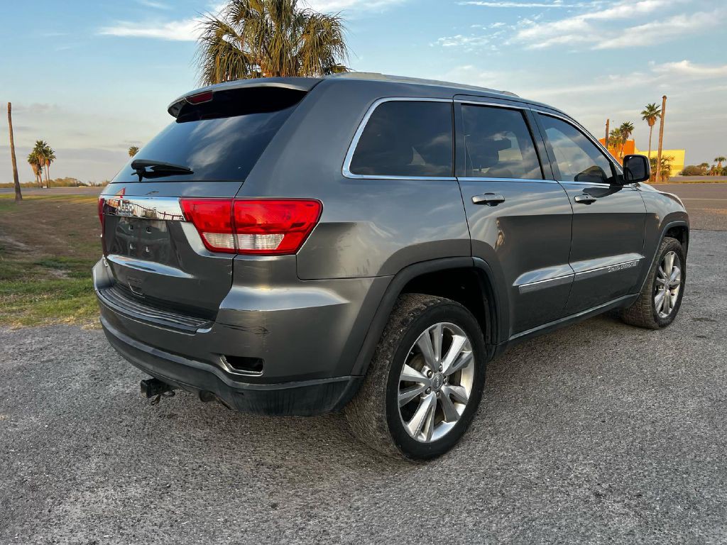 2012 Jeep Grand Cherokee Image 3