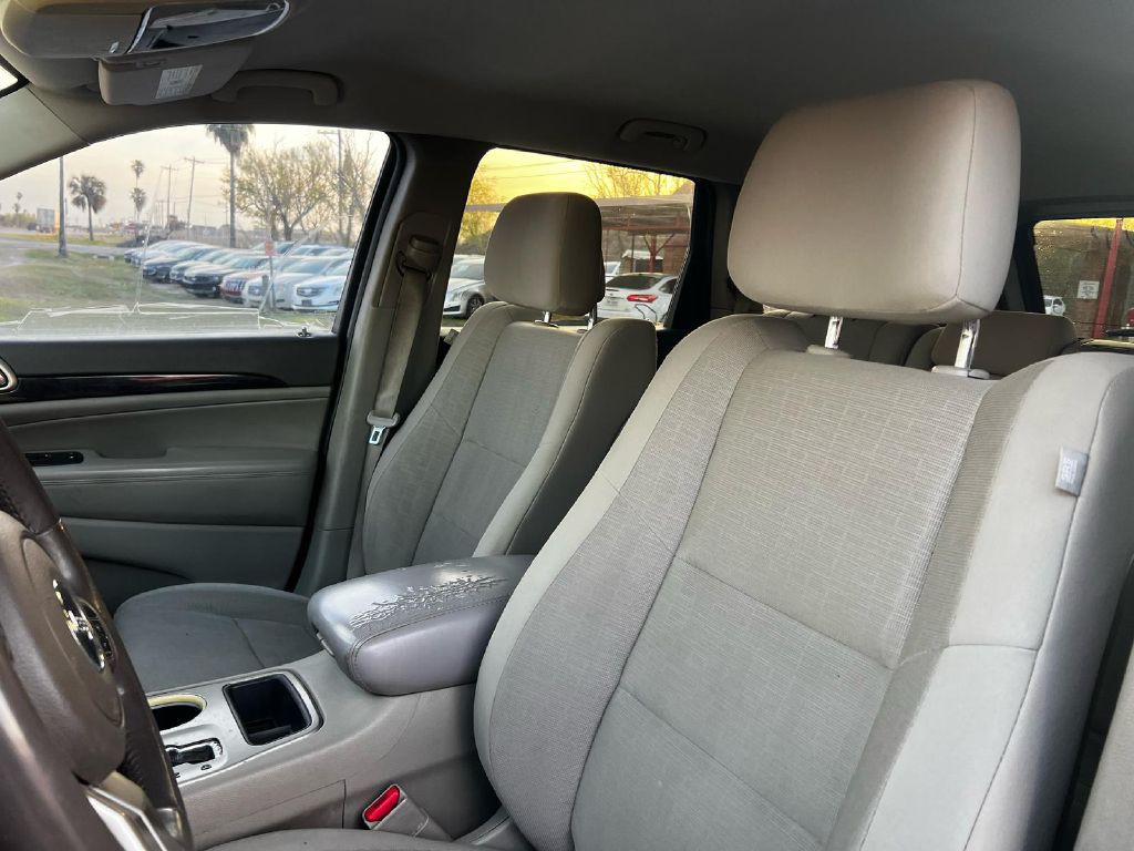 2012 Jeep Grand Cherokee Image 7