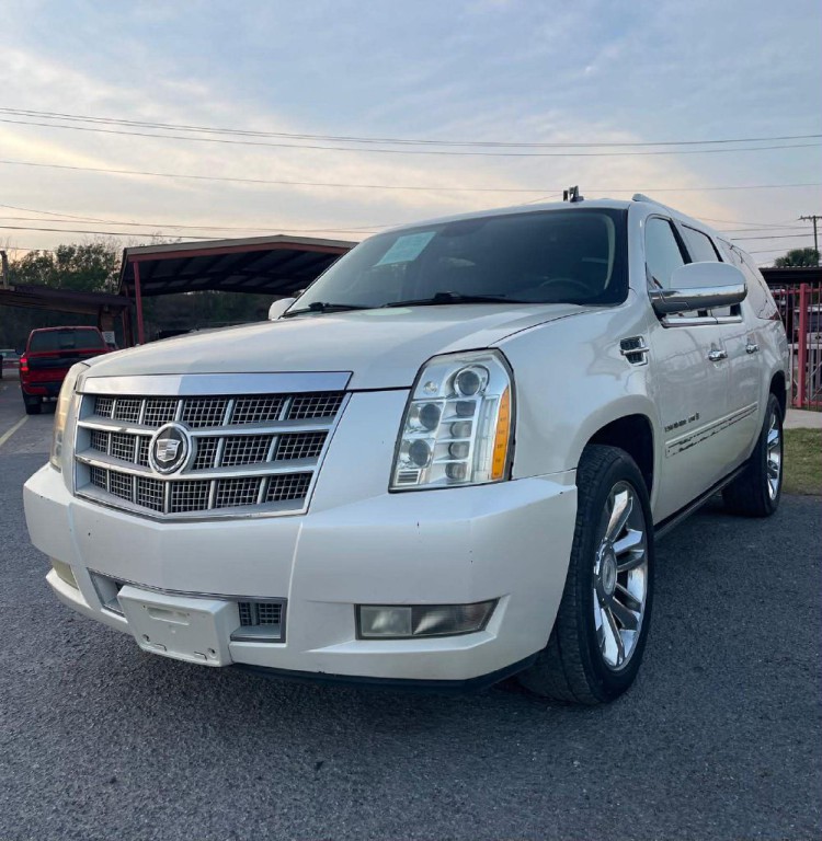 2009 Cadillac Escalade Image 3
