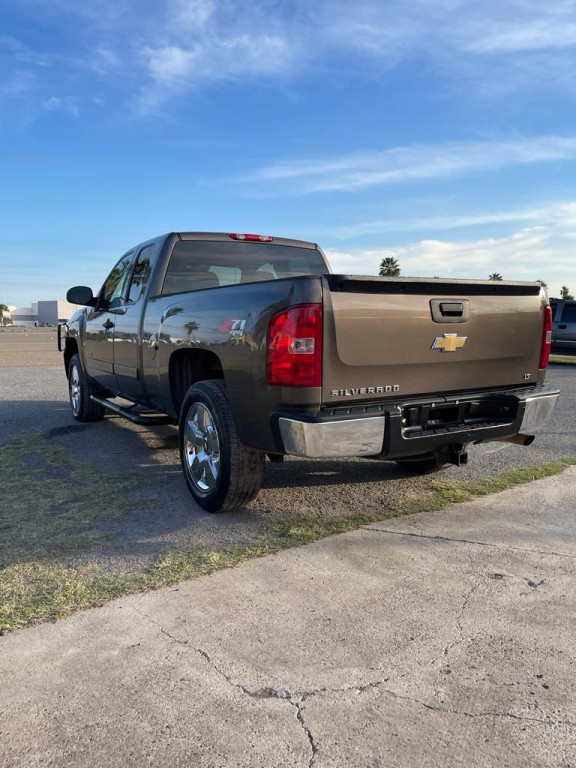 2007 Chevrolet Silverado 1500 Image 3