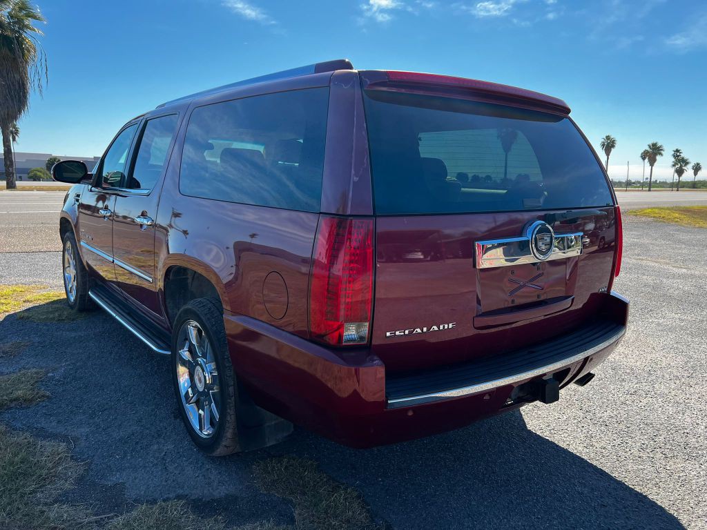 2007 Cadillac Escalade Image 4