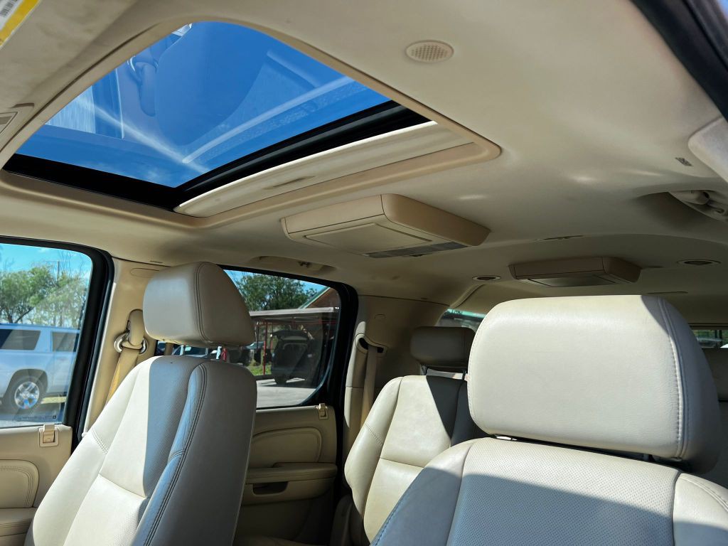2007 Cadillac Escalade Image 5