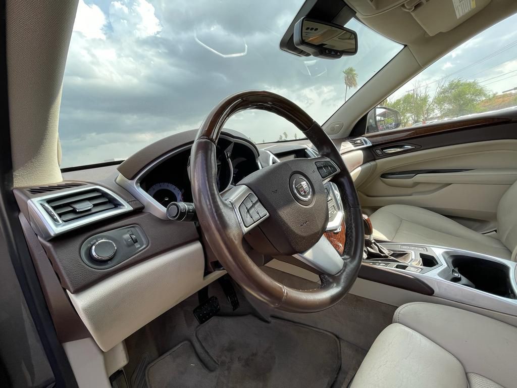 2012 Cadillac SRX Image 7