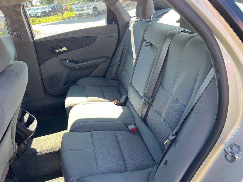 2015 Chevrolet Impala Image 6