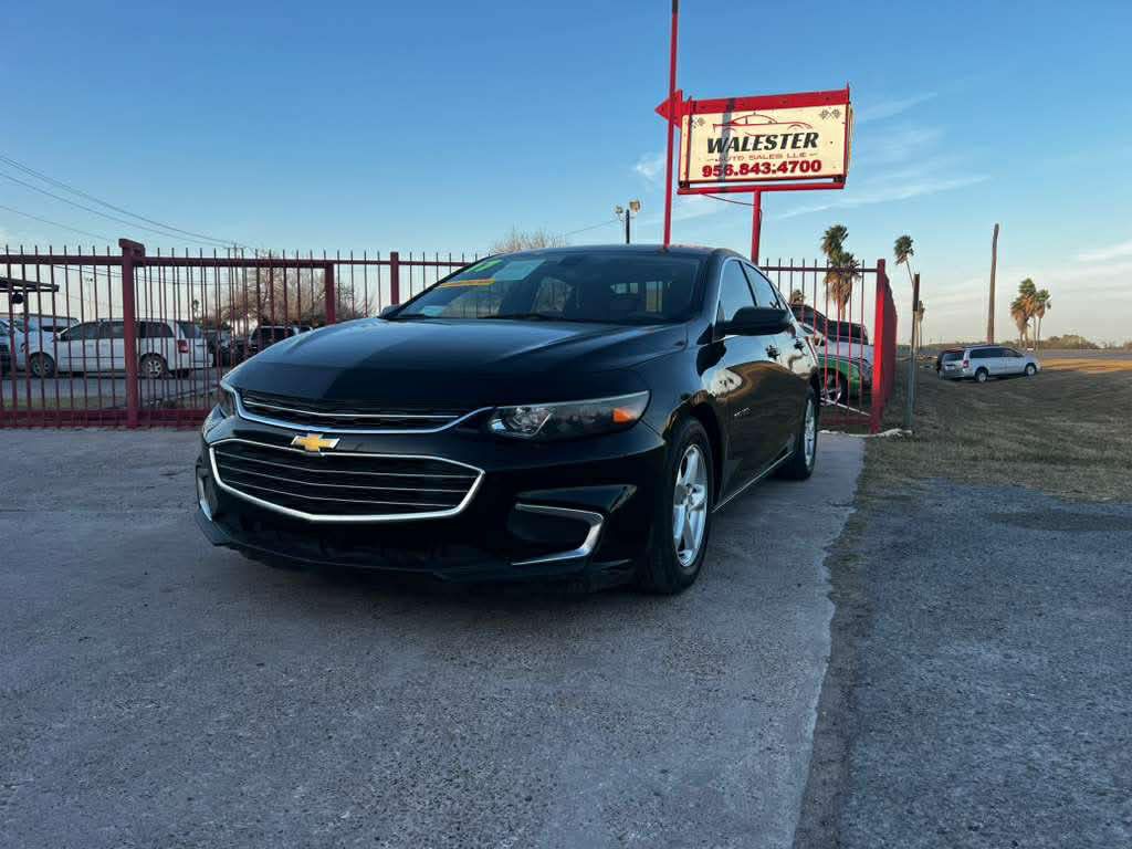 2017 Chevrolet Malibu Image 3