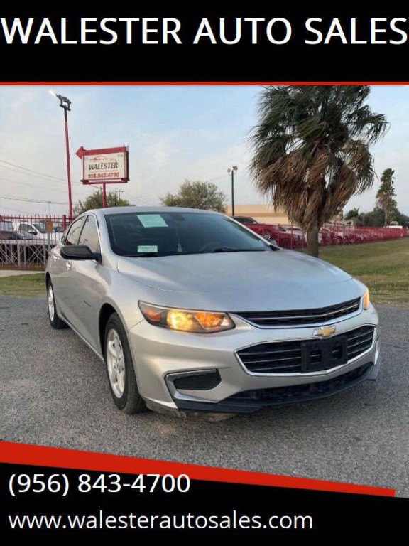 2017 Chevrolet Malibu Image 1