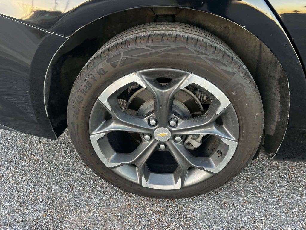2019 Chevrolet Malibu Image 9