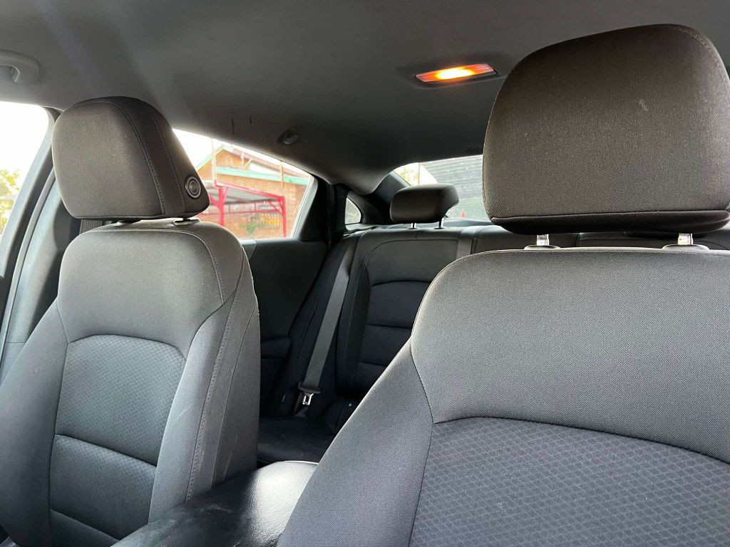 2019 Chevrolet Malibu Image 7