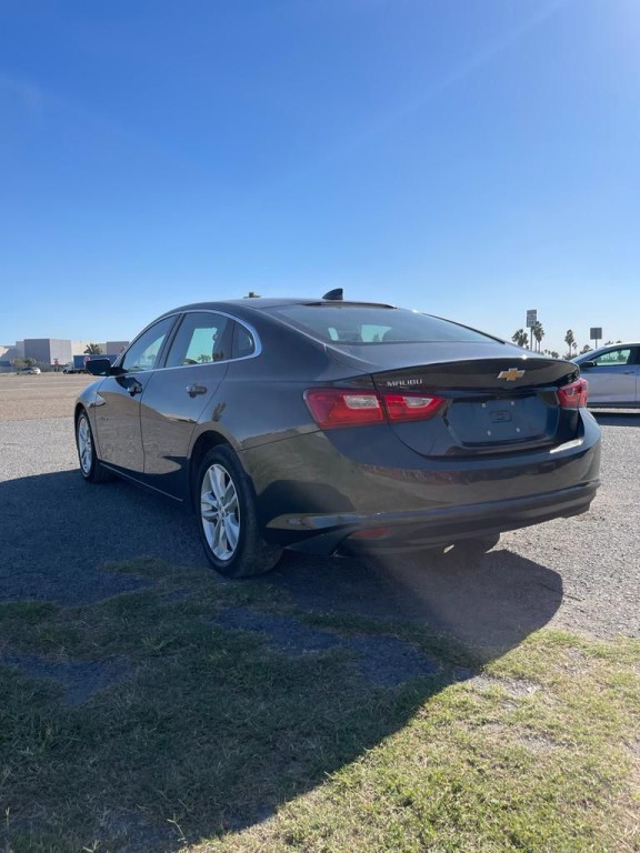 2016 Chevrolet Malibu Image 4