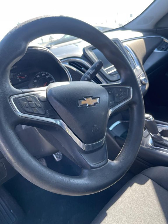 2016 Chevrolet Malibu Image 6