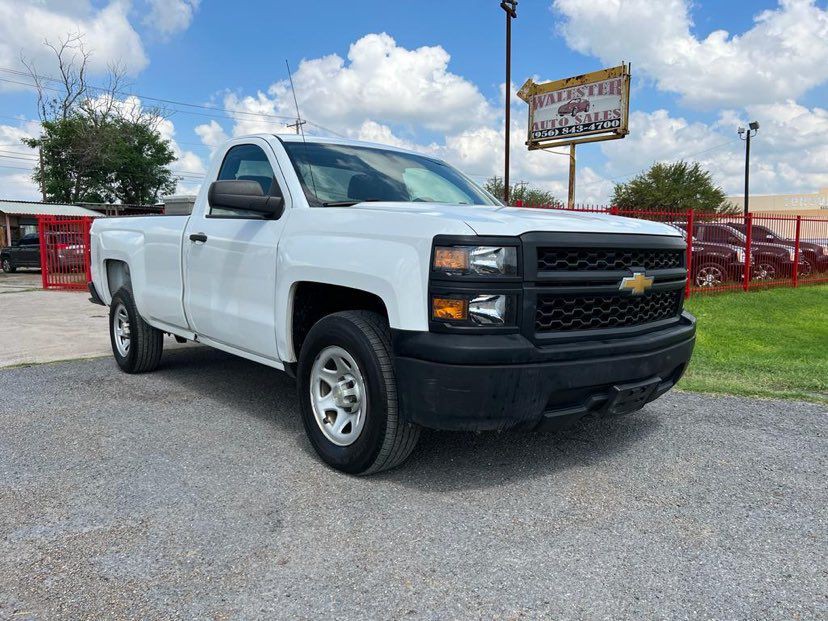 2015 Chevrolet Silverado 1500 Image 2