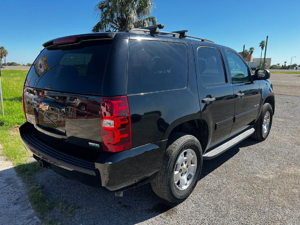2010 Chevrolet Tahoe Image 3