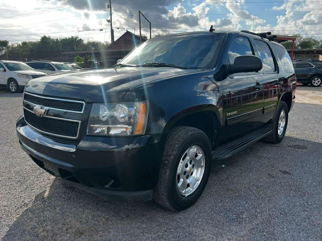 2010 Chevrolet Tahoe Image 3