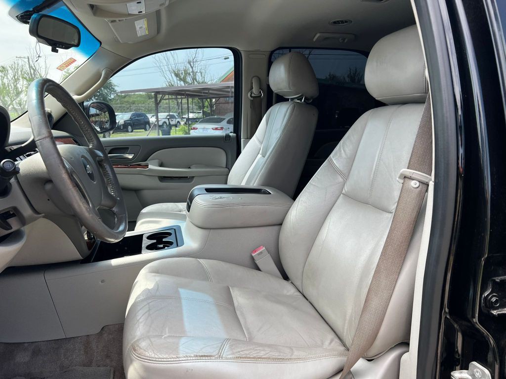 2012 Chevrolet Tahoe Image 7