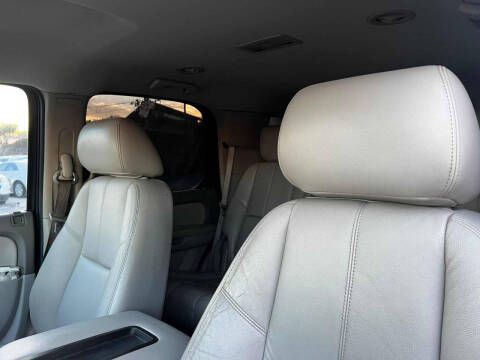 2012 Chevrolet Tahoe Image 7