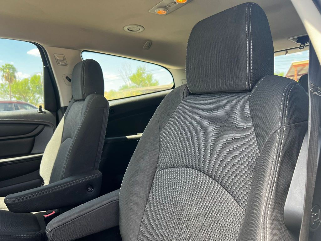 2016 Chevrolet Traverse Image 8