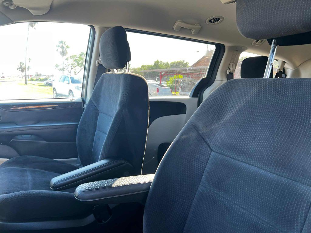 2014 Dodge Grand Caravan Image 7