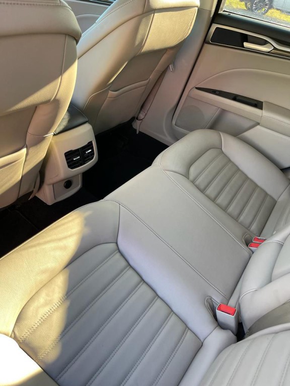 2017 Ford Fusion Image 6