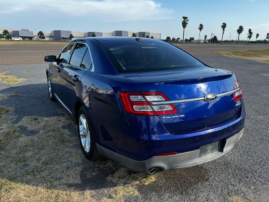 2013 Ford Taurus Image 3