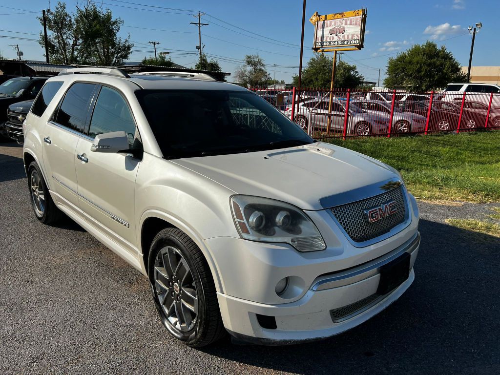 2012 GMC Acadia Image 2