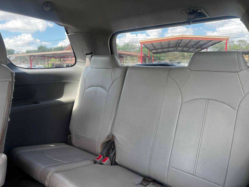 2015 GMC Acadia Image 8