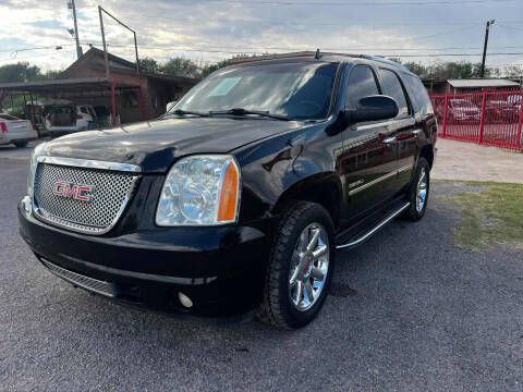 2010 GMC Yukon Image 3