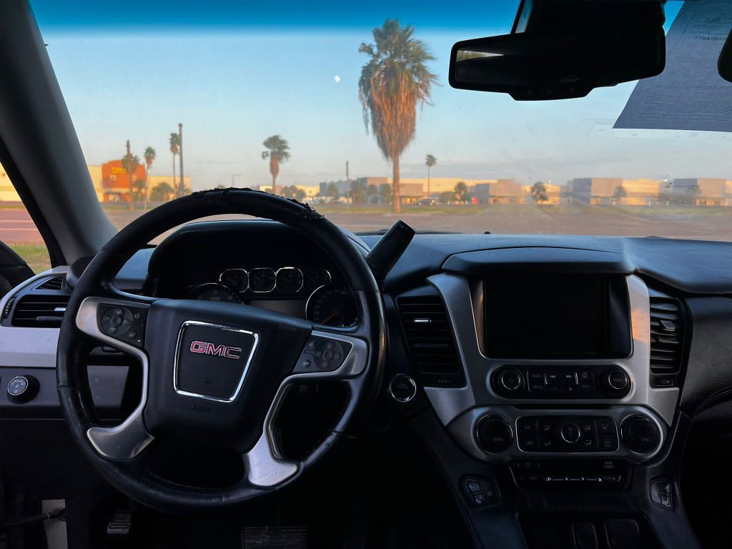 2015 GMC Yukon Image 6