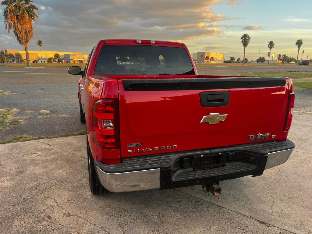 2011 Chevrolet Silverado 1500 Image 4