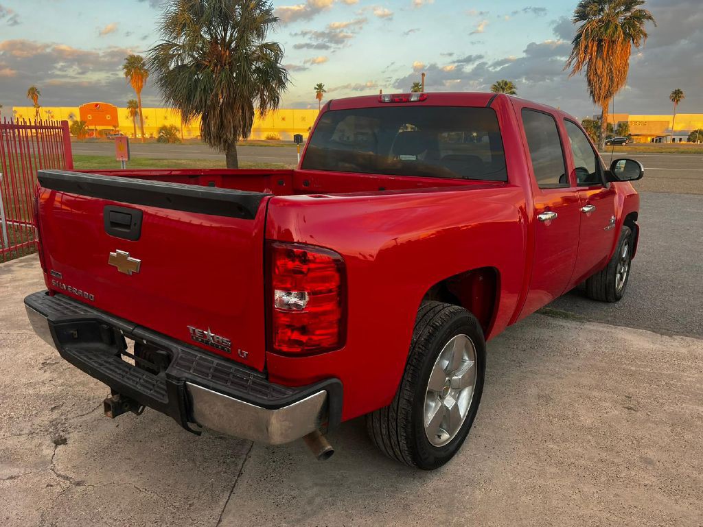 2011 Chevrolet Silverado 1500 Image 5