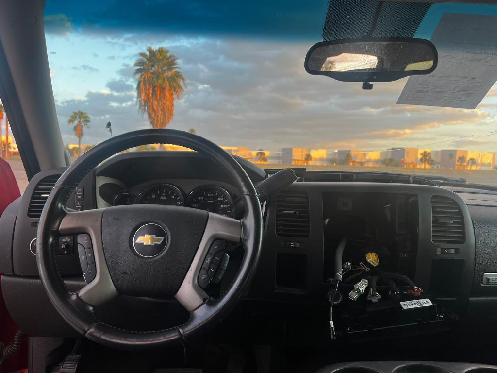 2011 Chevrolet Silverado 1500 Image 6