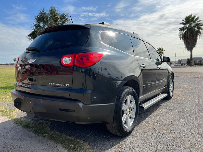 2010 Chevrolet Traverse Image 5