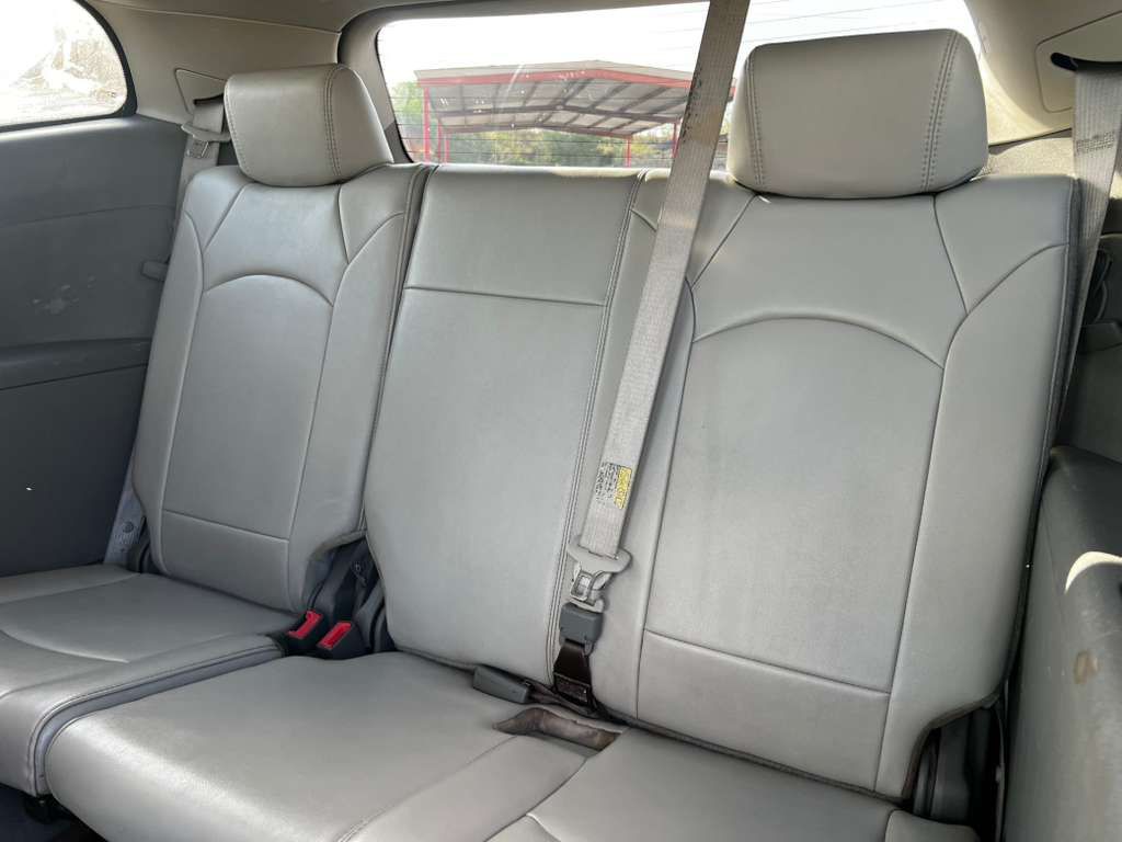 2010 Chevrolet Traverse Image 9