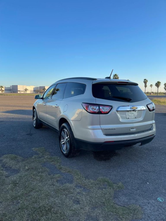 2017 Chevrolet Traverse Image 3