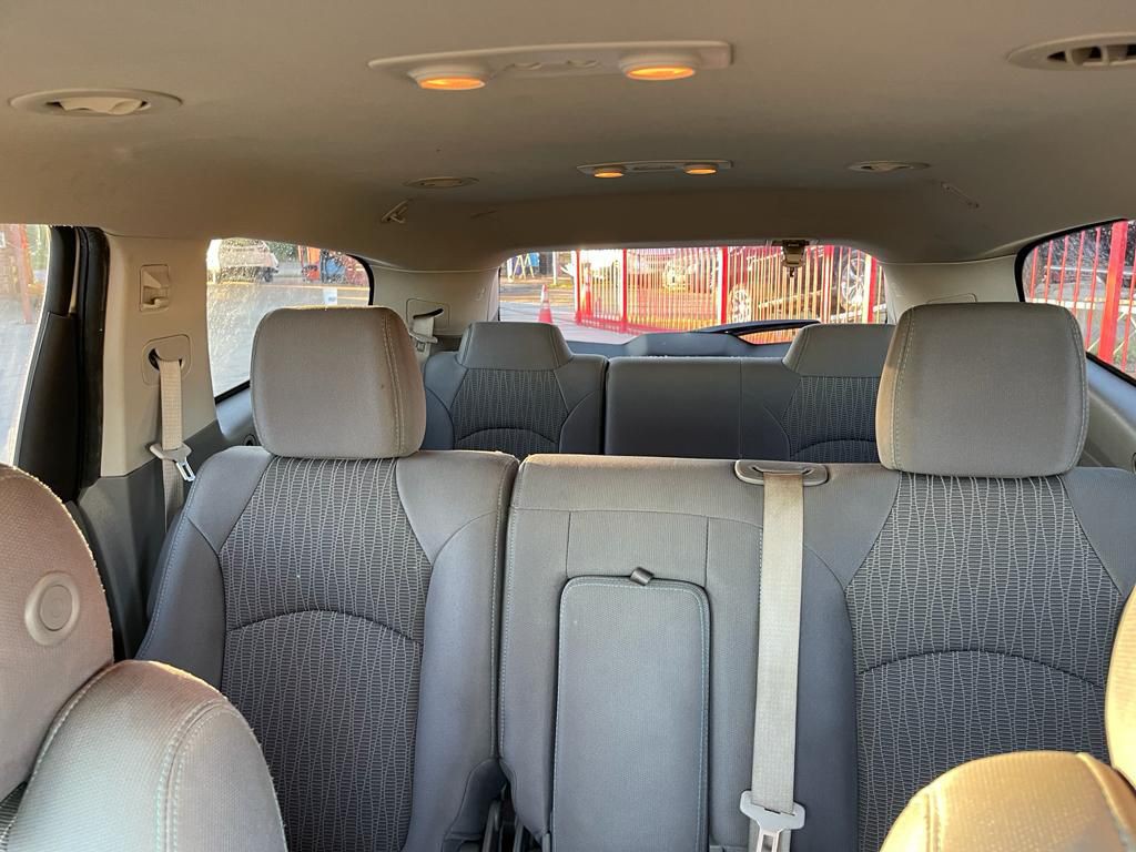 2017 Chevrolet Traverse Image 5