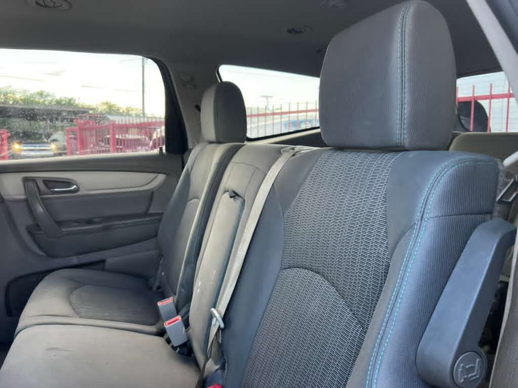 2017 Chevrolet Traverse Image 8