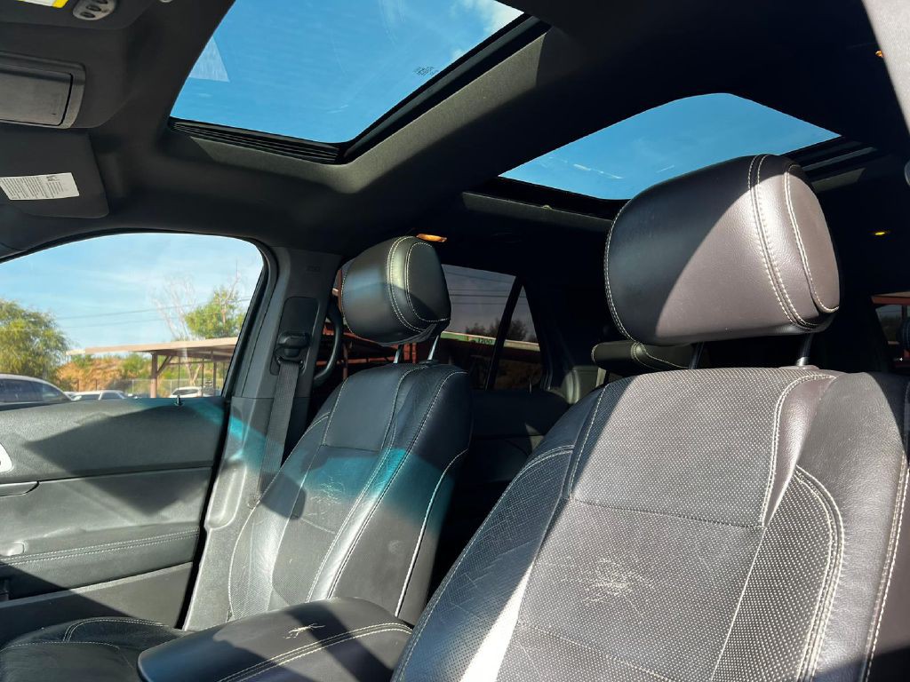 2013 Ford Explorer Image 6