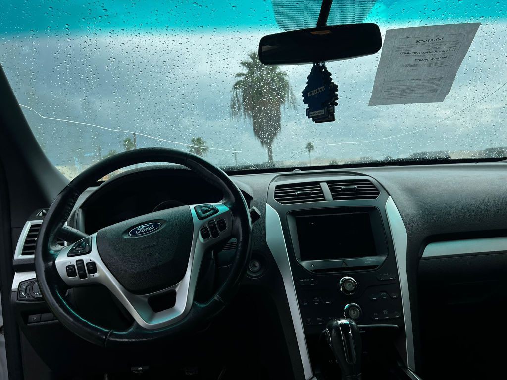 2011 Ford Explorer Image 5