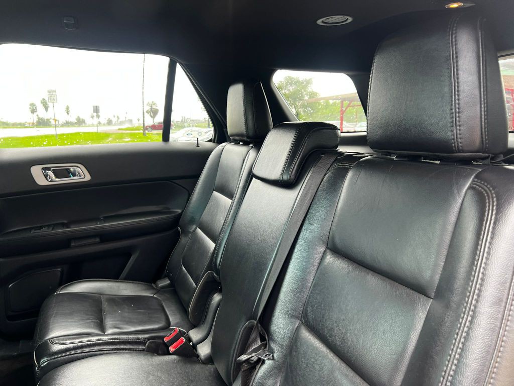2011 Ford Explorer Image 6